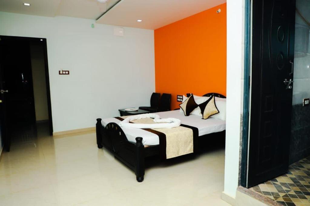 Megha Residency Hotel Haveri Ngoại thất bức ảnh