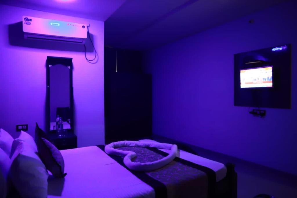 Megha Residency Hotel Haveri Ngoại thất bức ảnh
